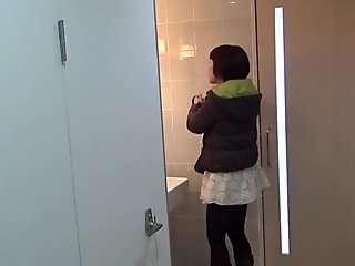 Voyeur toilet, real voyeur, japanese peeing voyeur